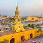 Casa Cerca A El Mar Con Parqueadero